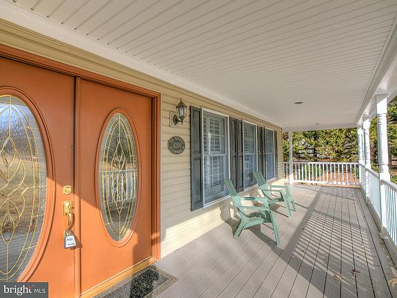 3rd image of 6200 Willowmeade Dr