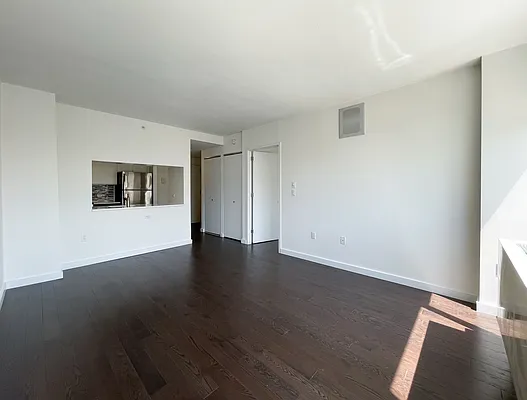 Rented by Kahen Properties | media 24