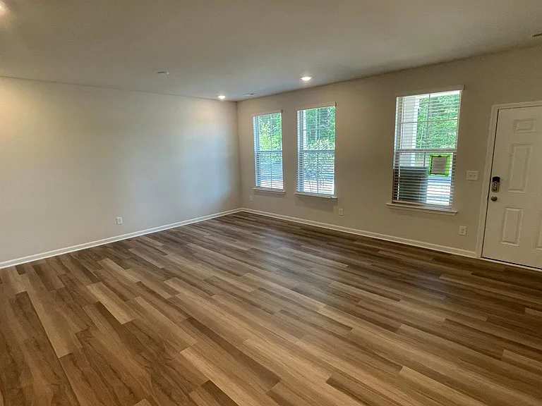 2319 Mount Harmony Church Rd — Photo 5