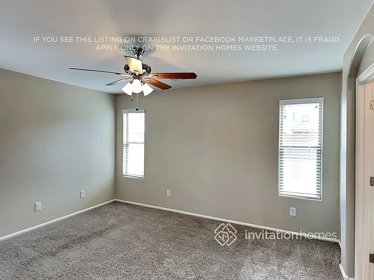 38166 N Sandy Dr — Photo 11