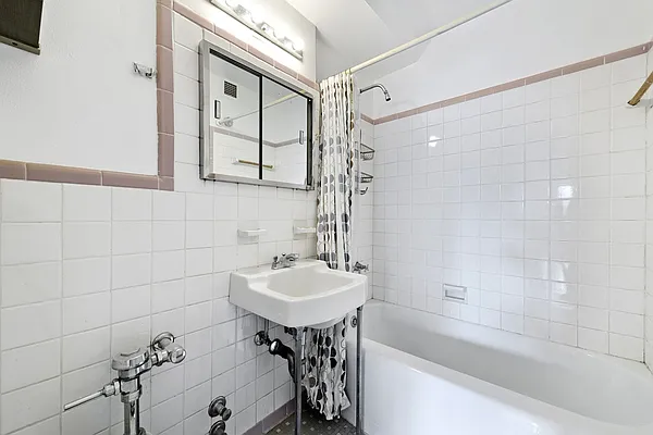 Sold by Corcoran | media 15