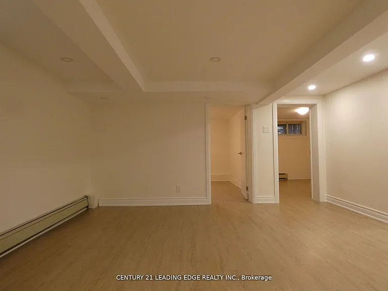 26 Scotswood Rd #LOWER — Photo 8