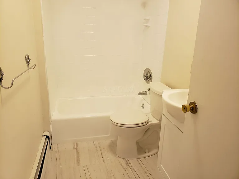 66 Morton Ave #2 — Photo 5
