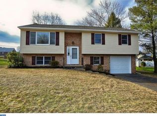 230 W 49th St, Reading, PA 19606