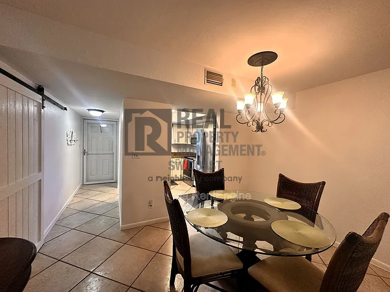 28100 Pine Haven Way #5 — Photo 11