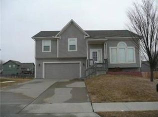 865 S Meadowbrook St, Gardner, KS 66030