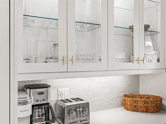 5th image of 201 Zephyr Way UNIT 2404