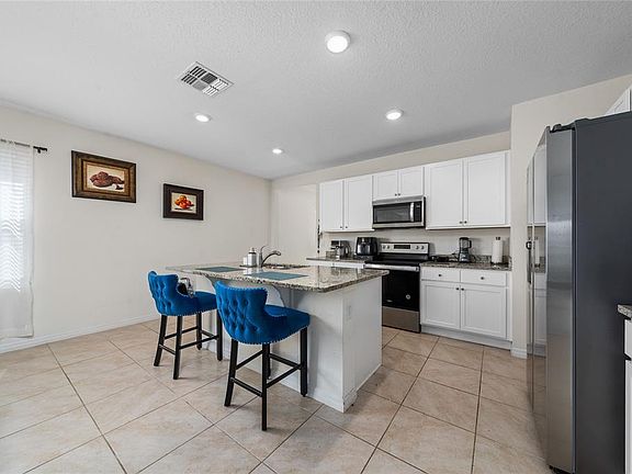 5th image of 1107 CASCADE DRIVE