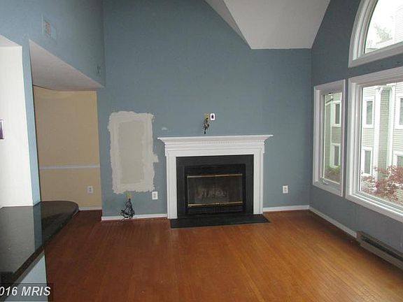 3rd image of 5574 Lee Hwy #C-53