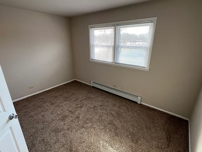 910 N River Dr #209 — Photo 13