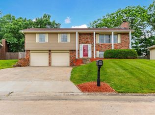1722 Beacon St, Mexico, MO 65265