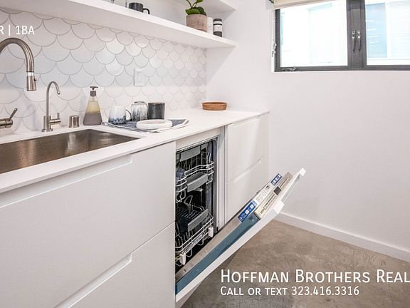 4th image of 16 Brooks Ave #7