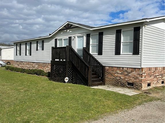 2nd image of 152 Three Bridges Rd