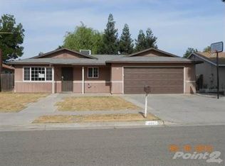 481 S Magnolia St, Tulare, CA 93274