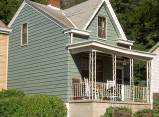 3246 Spring Garden Rd, Pittsburgh, PA 15212