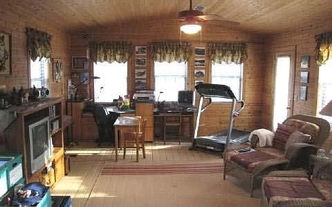 5th image of 3965 NW Live Oak Cir