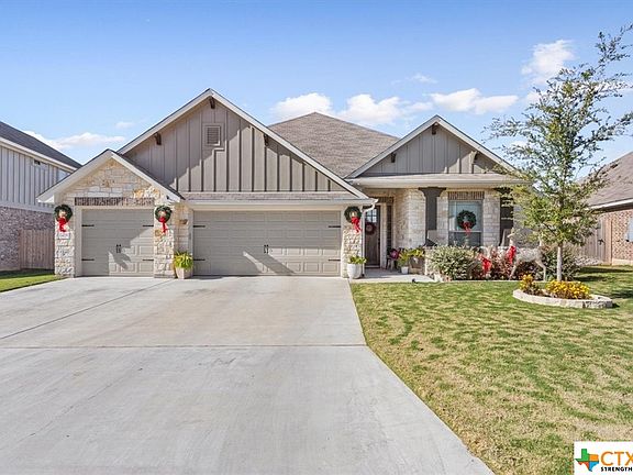 2nd image of 1418 Chalice Dr