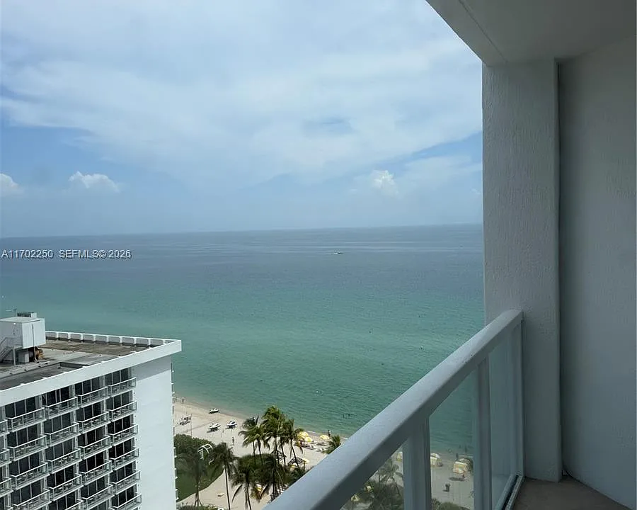 16699 Collins Ave #1706