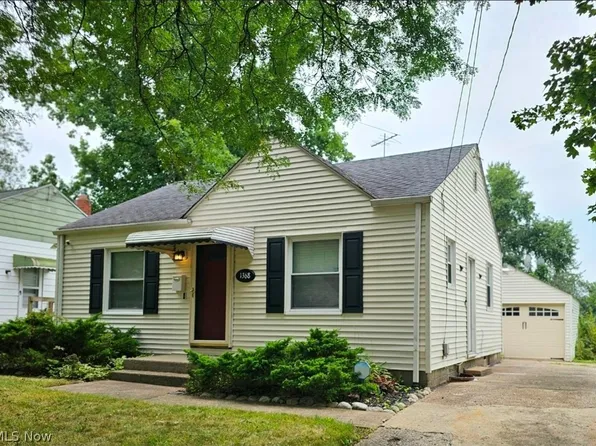1368 Orlando Ave, Akron, OH 44320