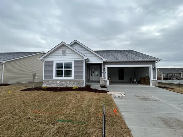 826 Topaz Ct, Mascoutah, IL 62258