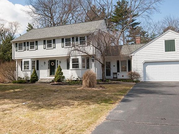 2nd image of 55 Saw Mill Ln