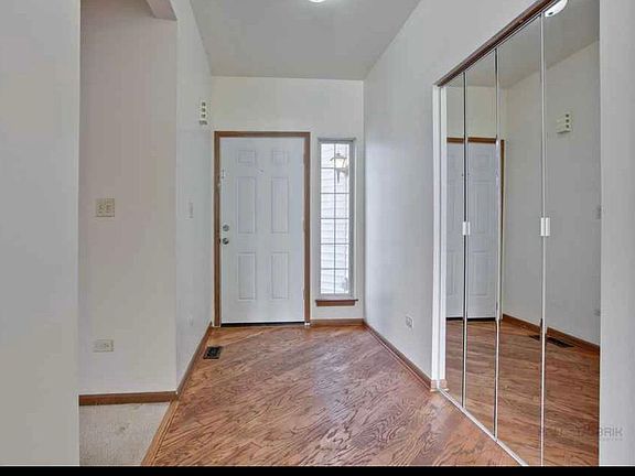2nd image of 2759 Odlum Dr