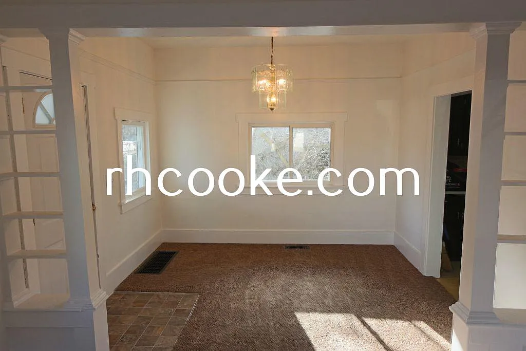 1 bed, 1320 sqft, $1,150 — Photo 2