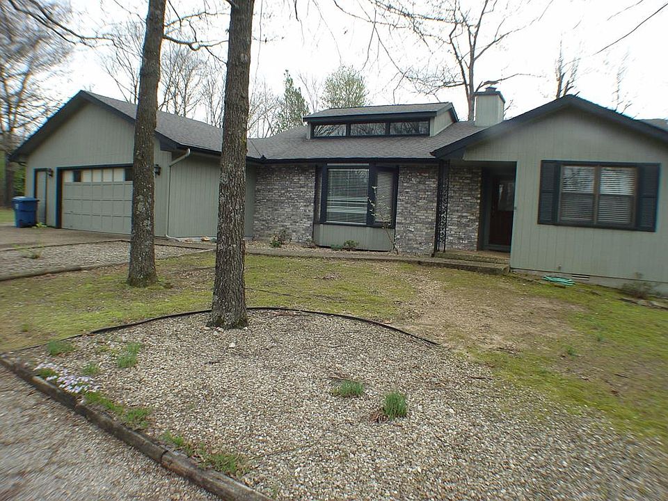 1st image of 4 Cheddar Ln