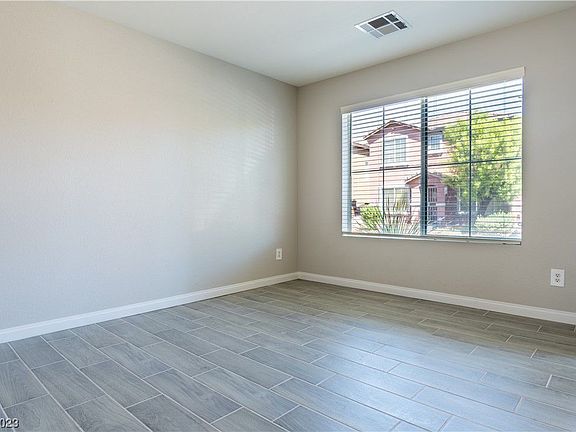 3rd image of 5213 El Prado Heights St
