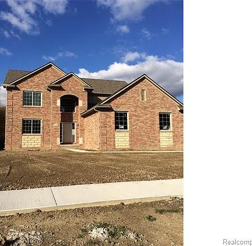 1st image of 31646 Glen View Ln