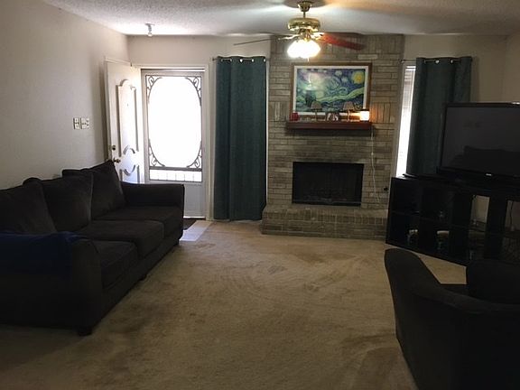 2nd image of 1305 York Castle Dr
