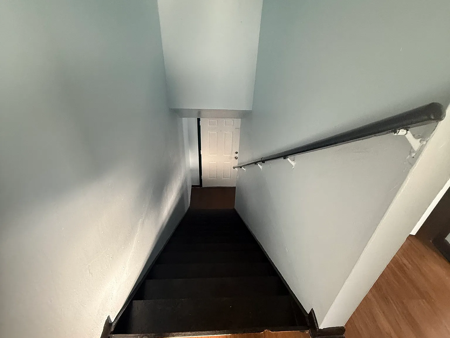 4564 Lexington Ave — Photo 1