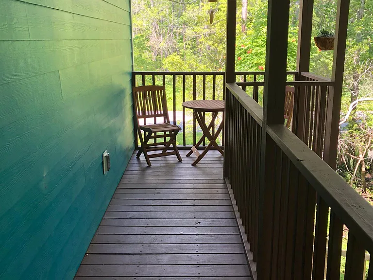 526 S Causeway Rd — Photo 31