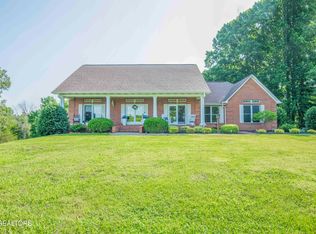 630 Kenny Brook Ln, Greenback, TN 37742