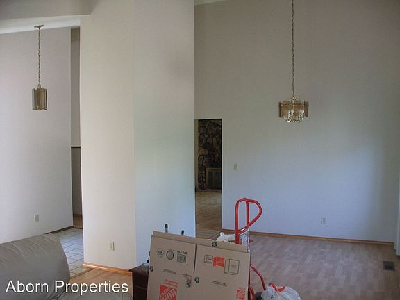 4th image of 3006 Lucas Ct
