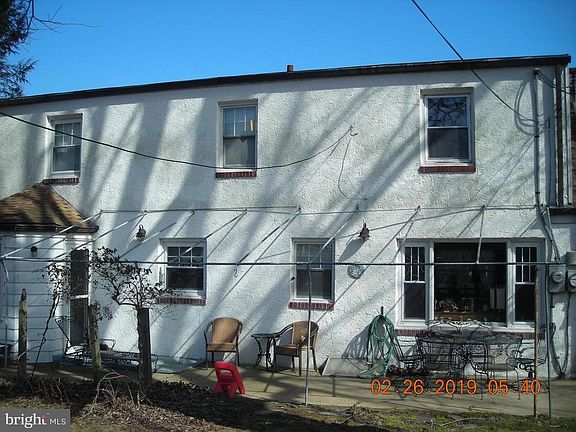 2nd image of 8 Wharton Ln