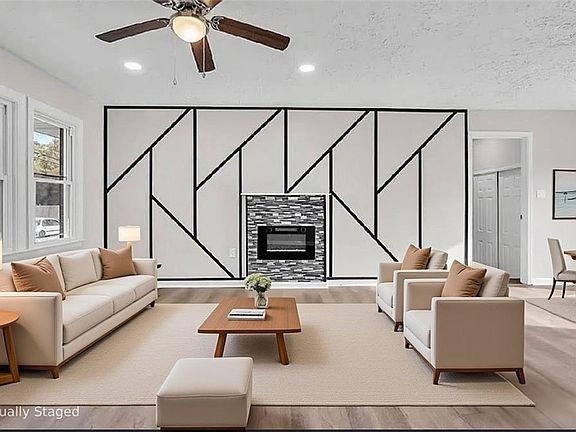 3rd image of 712 Macon Rd