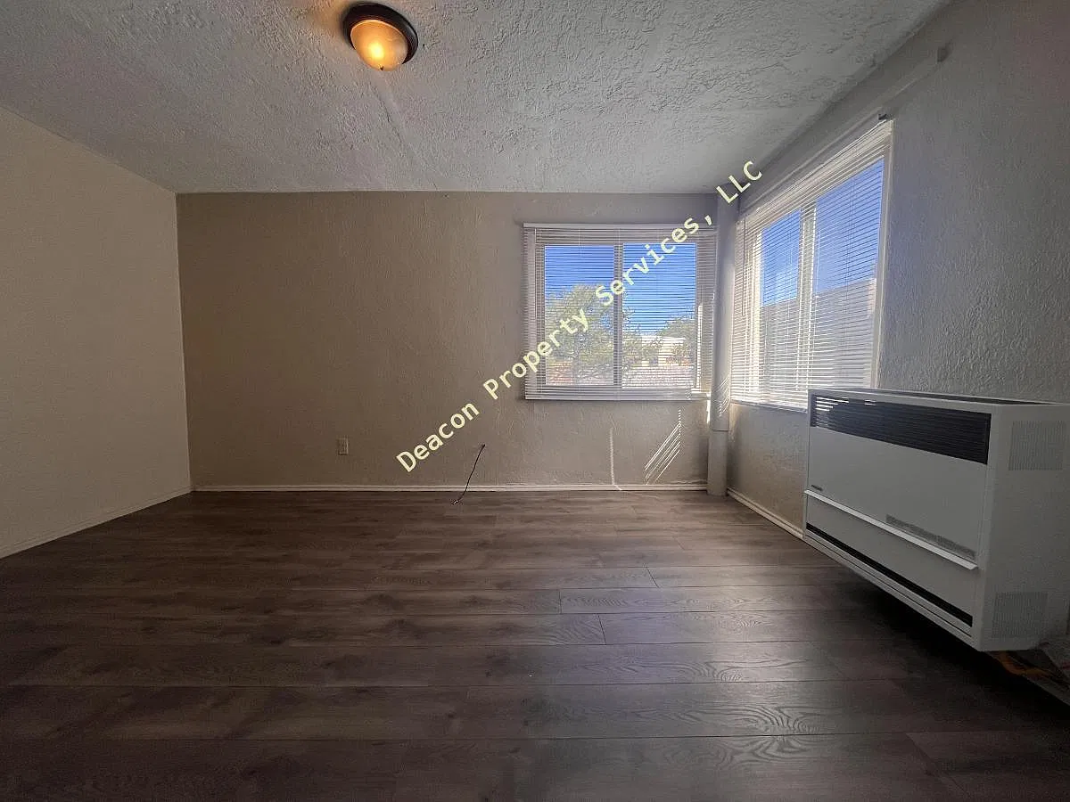 1211 Copper Ave NE - Studio Near UNM w/ All Utilities Included! — Photo 3