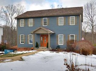 1041 Redoak Dr, Harrison City, PA 15636