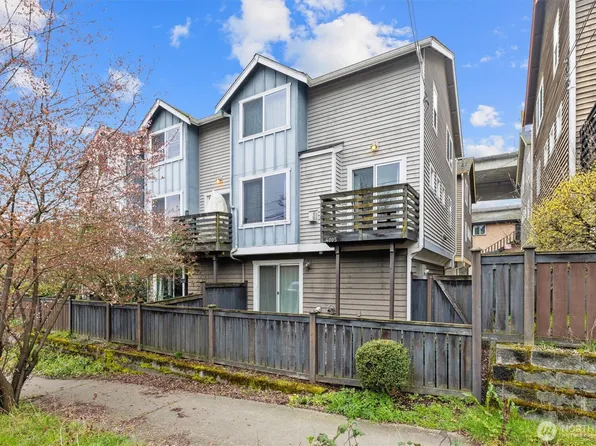 4005 7th Avenue NE, Seattle, WA 98105