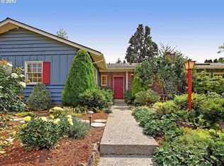 6836 SW Raleighwood Way, Portland, OR 97225