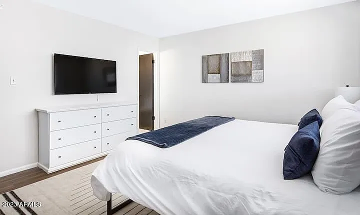 945 E Lilac Dr — Photo 21