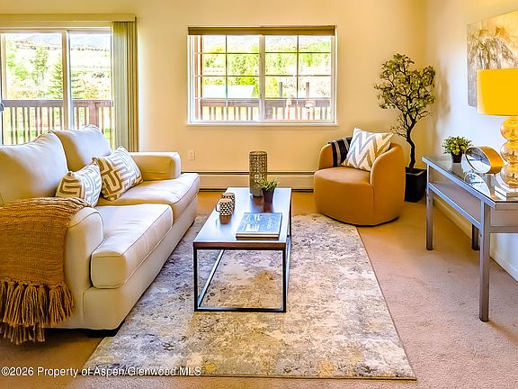 5th image of 511 River View Dr Unit 1404