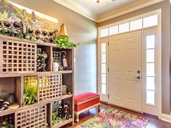 5th image of 6557 Tiburon Way