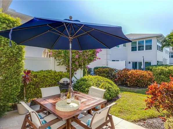 731 Neapolitan WAY #731, NAPLES, FL 34103