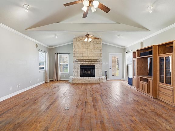 5th image of 6996 Ganzer Rd E