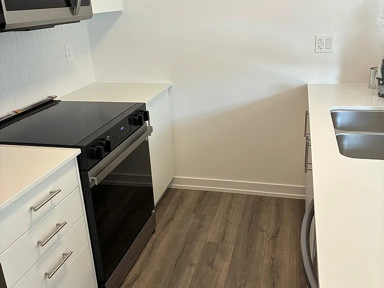 940 Saint David St N #45 — Photo 6