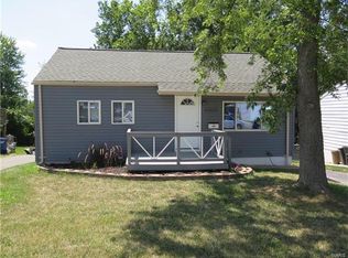 9520 Ridge Ave, Saint Louis, MO 63114