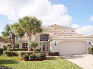 9142 Shadow Glen Way, Fort Myers, FL 33913