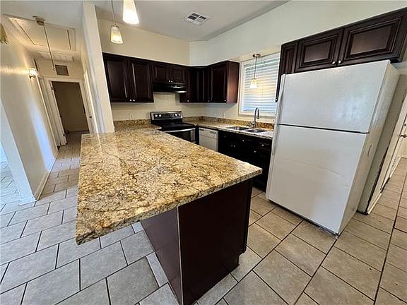 4th image of 1614 Pace Blvd